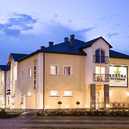 Hotel Korona Rzeszów Extérieur photo